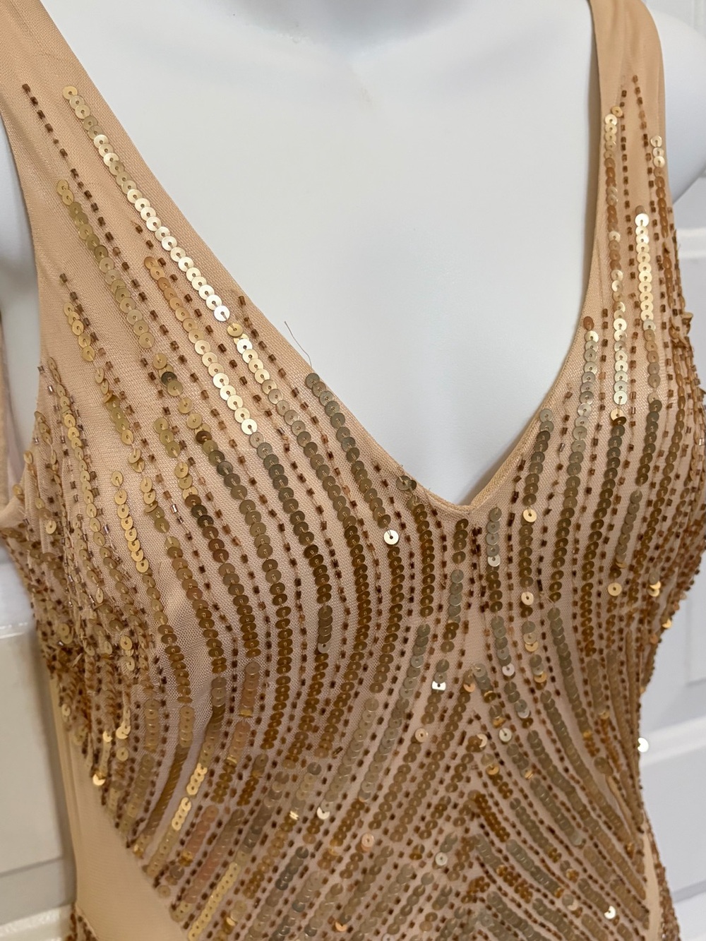 cache Y2K gold sequin art deco geometric pattern mesh maxi formal gown dress 6 - Picture 5 of 14